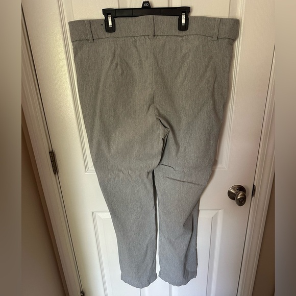 Maurices Women's Classic Neutral Light Gray Flare Simple Cut Sleek Pants NWOT - Picture 2 of 4